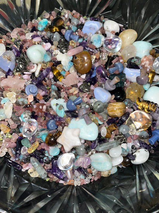 Crystal Confetti Scoop: Carvings, Tumbles, Chips
