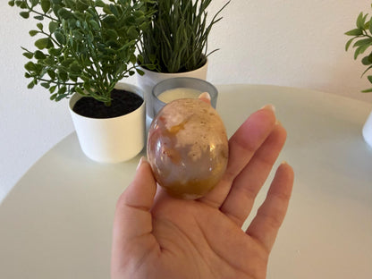 Flower Agate Palm Stone
